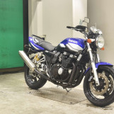 Мотоцикл Yamaha XJR400