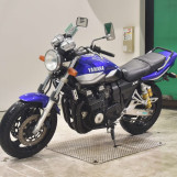Мотоцикл Yamaha XJR400