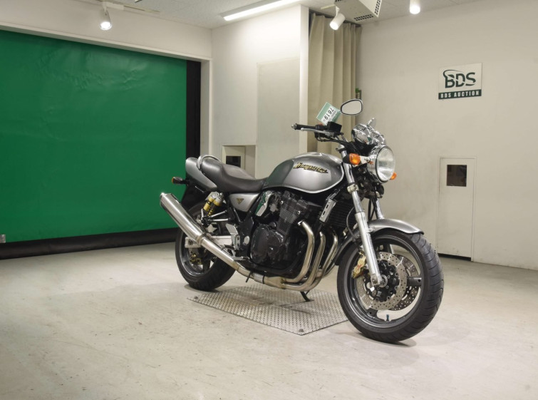 Мотоцикл Suzuki INAZUMA 400 с пробегом 61628 km