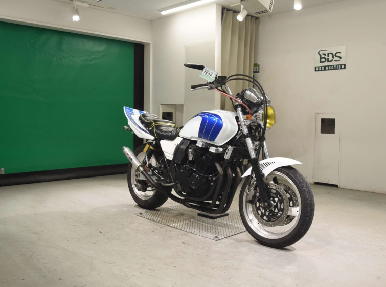 Мотоцикл Yamaha XJR400 с пробегом 15811 km