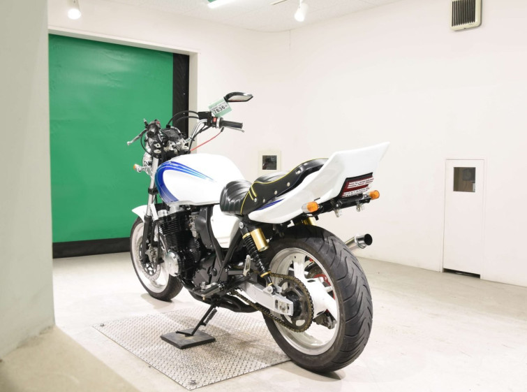 Мотоцикл Yamaha XJR400 с пробегом 15811 km