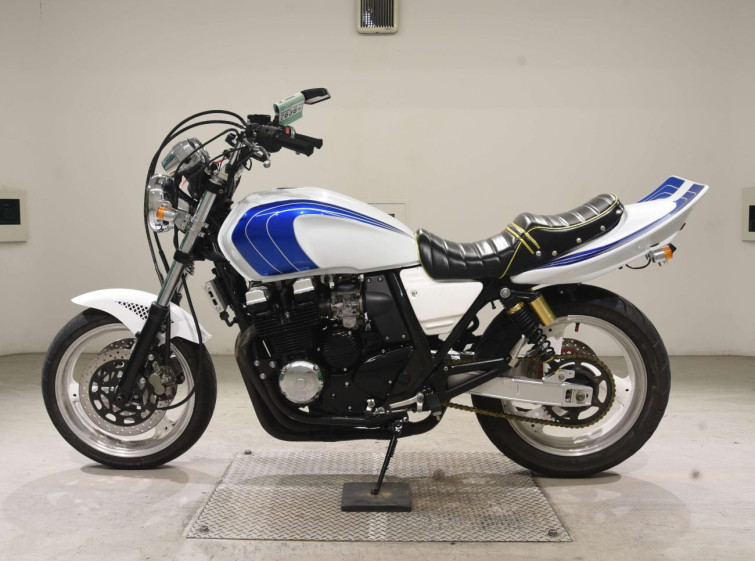 Мотоцикл Yamaha XJR400 с пробегом 15811 km