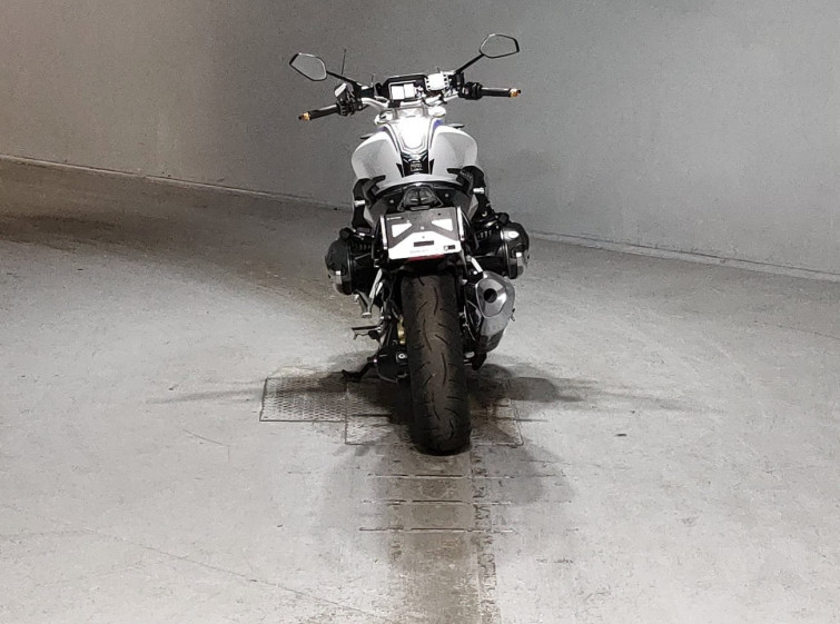 Мотоцикл BMW R1250R с пробегом 448 km