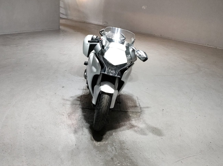 Мотоцикл Honda VFR1200FD с пробегом 26953 km