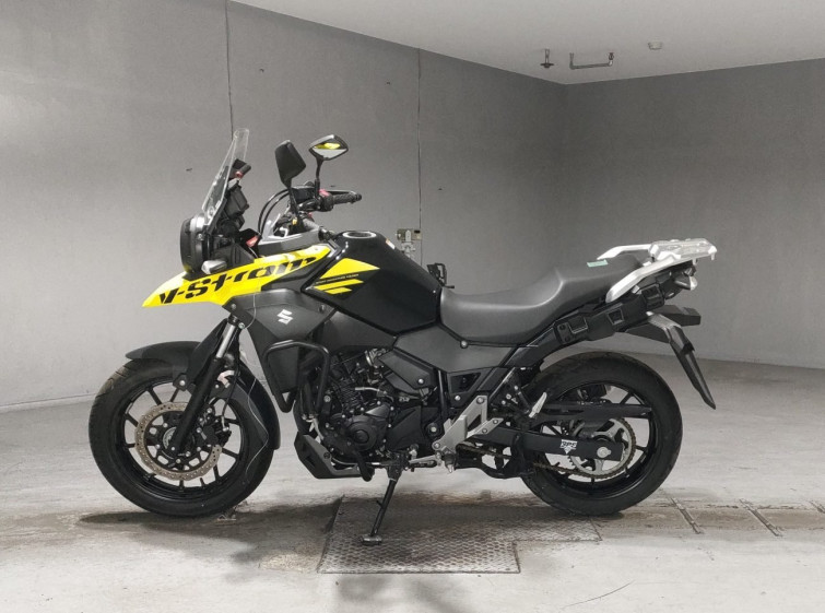 Мотоцикл Suzuki V-STROM DL250 с пробегом 2586 km