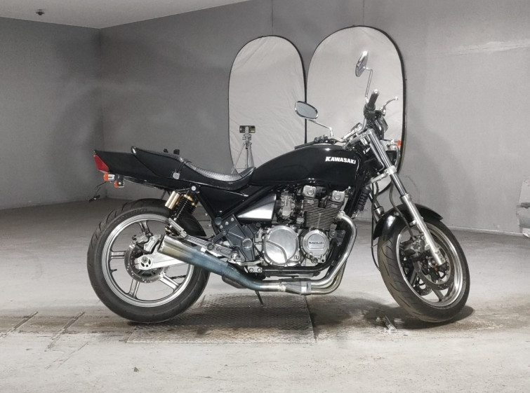 Мотоцикл Kawasaki ZEPHYR400 з пробігом 15248 km