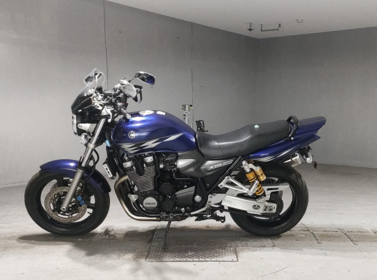 Мотоцикл Yamaha XJR1300 с пробегом 43194 km
