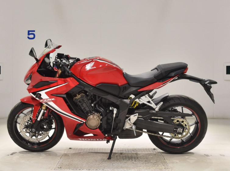 Мотоцикл Honda CBR650R с пробегом 39139 km
