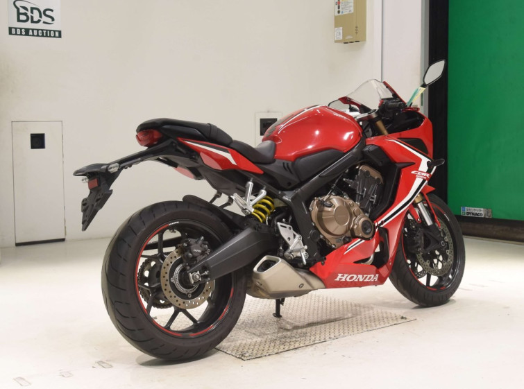 Мотоцикл Honda CBR650R с пробегом 39139 km