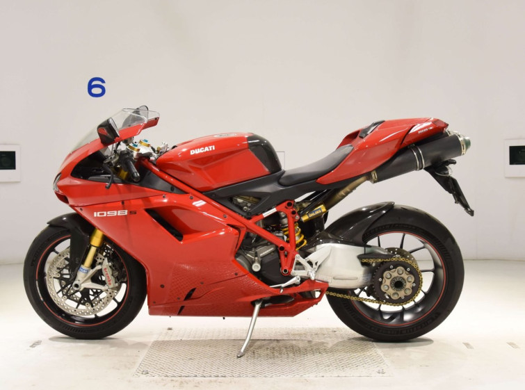 Мотоцикл Ducati 1098S з пробігом 11000 km