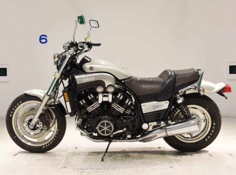 Мотоцикл Yamaha V-MAX1200 с пробегом 24335 km