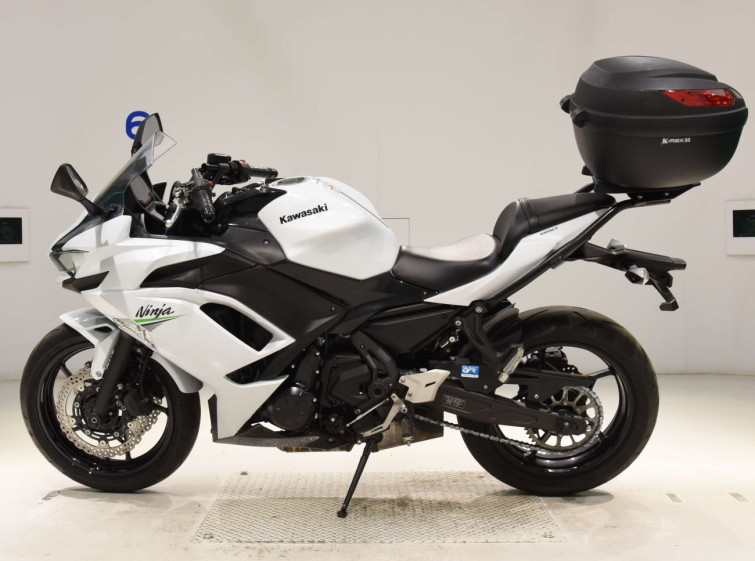 Мотоцикл Kawasaki NINJA650A