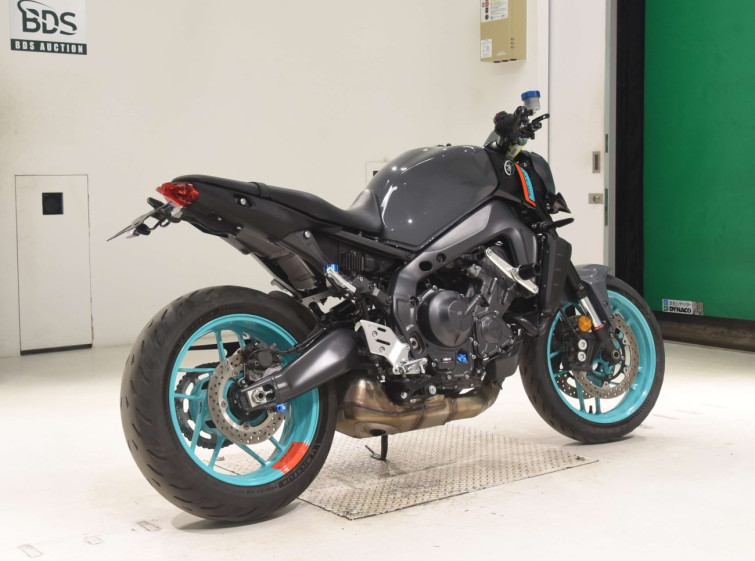 Мотоцикл Yamaha MT-09 с пробегом 13810 km