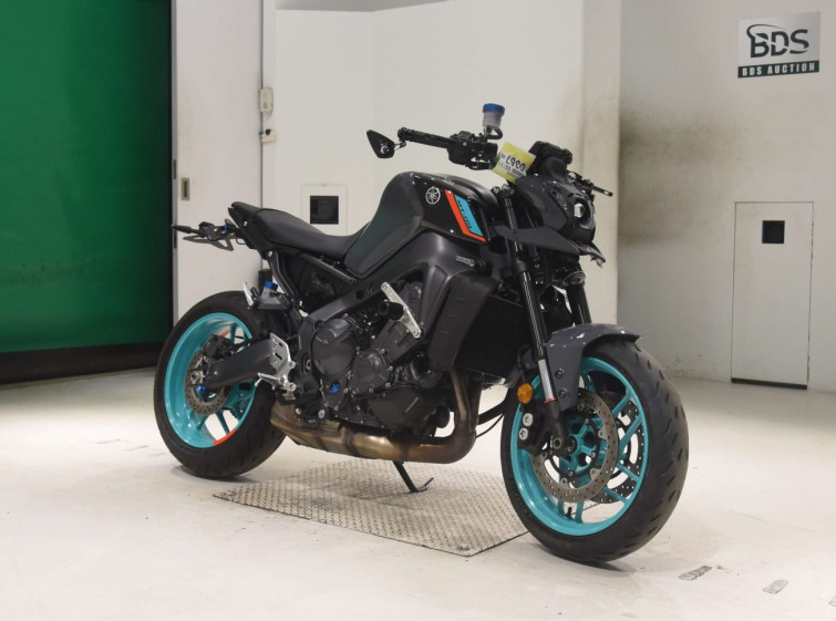 Мотоцикл Yamaha MT-09 с пробегом 13810 km