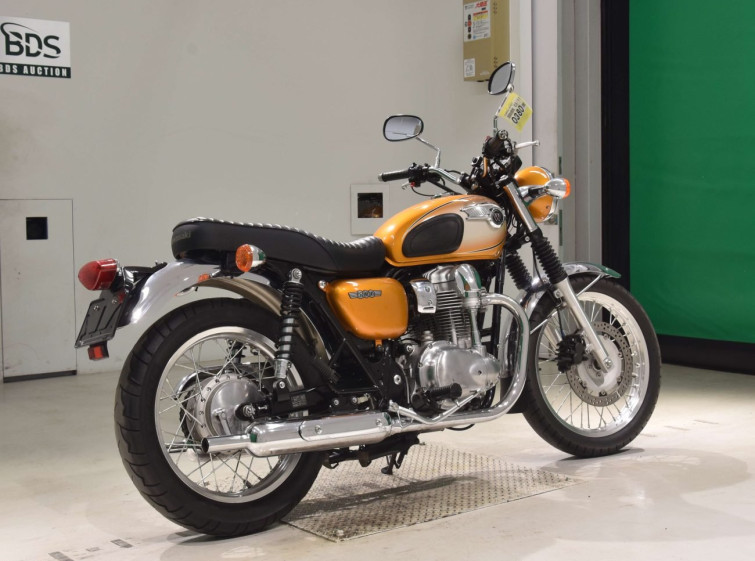 Мотоцикл Kawasaki W800 з пробігом 47288 km