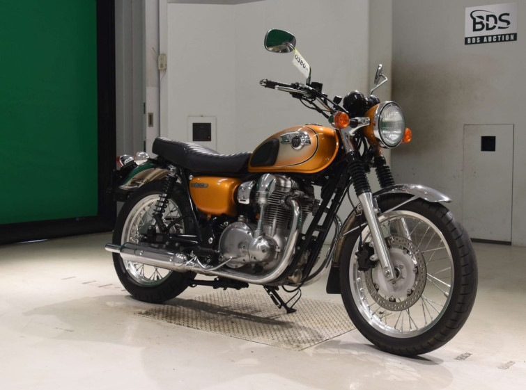Мотоцикл Kawasaki W800 з пробігом 47288 km