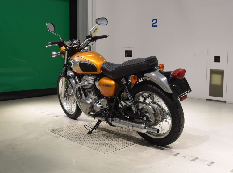 Мотоцикл Kawasaki W800 з пробігом 47288 km