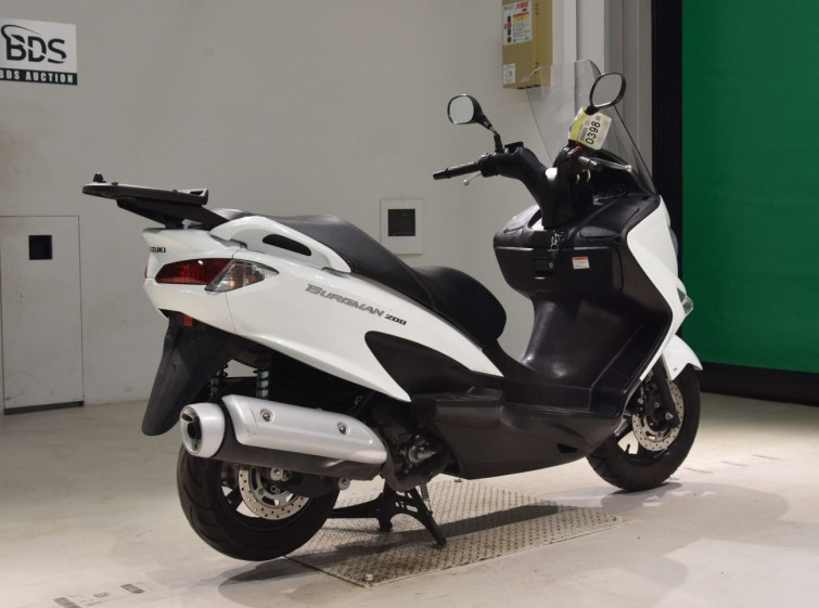 Мотоцикл Suzuki BURGMAN200 с пробегом 15088 km