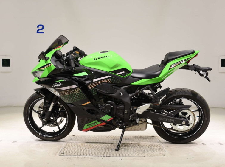 Мотоцикл Kawasaki NINJA ZX-25R с пробегом 6743 km