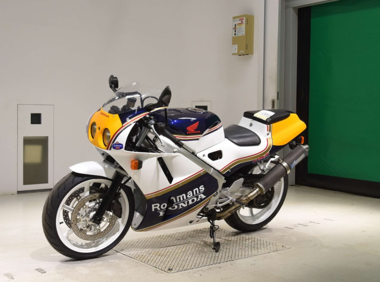 Мотоцикл Honda VFR400 с пробегом 20454 km