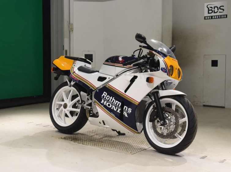 Мотоцикл Honda VFR400 с пробегом 20454 km