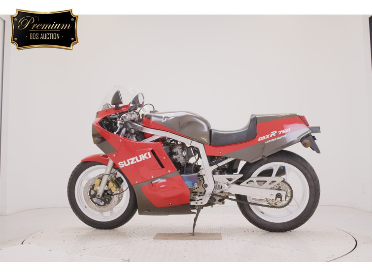 Мотоцикл Suzuki GSX-R750 з пробігом 21124 km