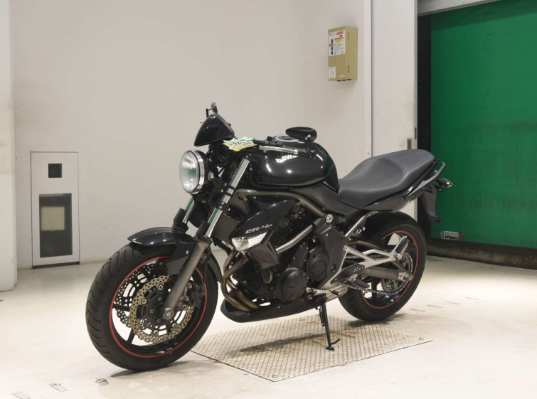 Мотоцикл Kawasaki ER-4N з пробігом 14975 km