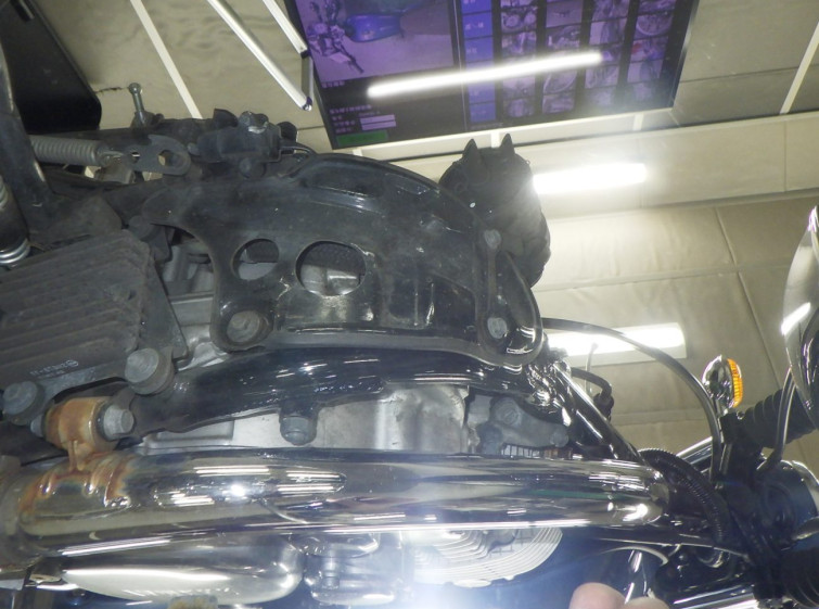 Мотоцикл Yamaha SR400 с пробегом 8570 km