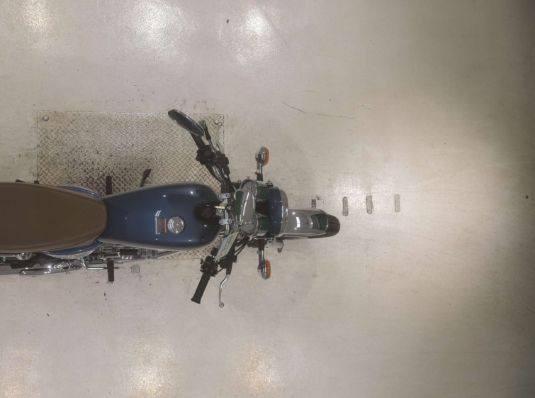 Мотоцикл Yamaha SR400 с пробегом 8570 km