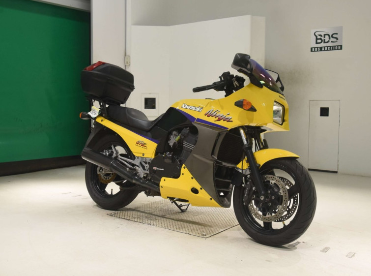 Мотоцикл Kawasaki GPZ900R