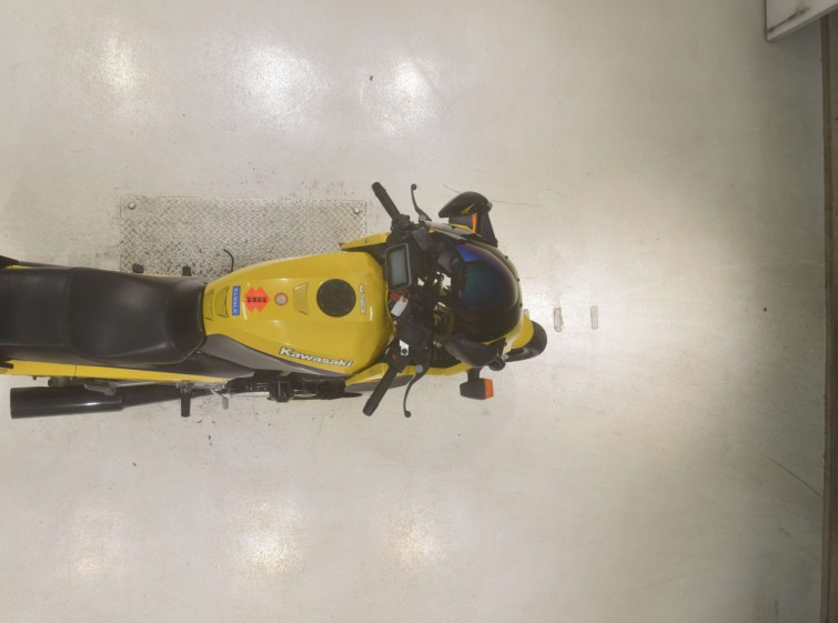 Мотоцикл Kawasaki GPZ900R