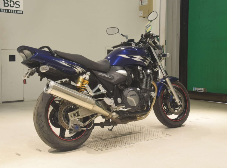 Мотоцикл Yamaha XJR1300 с пробегом 6663 km