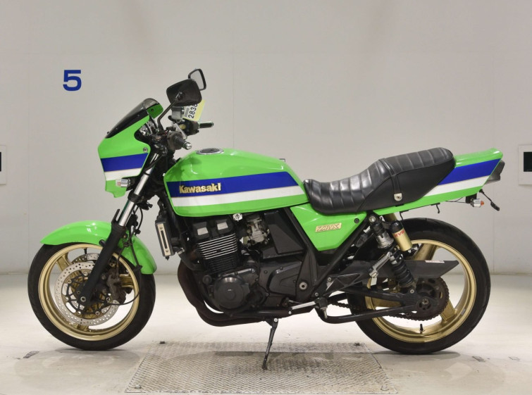 Мотоцикл Kawasaki ZRX400 з пробігом 54622 km