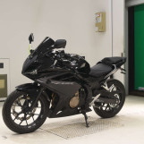 Мотоцикл Honda CBR400R