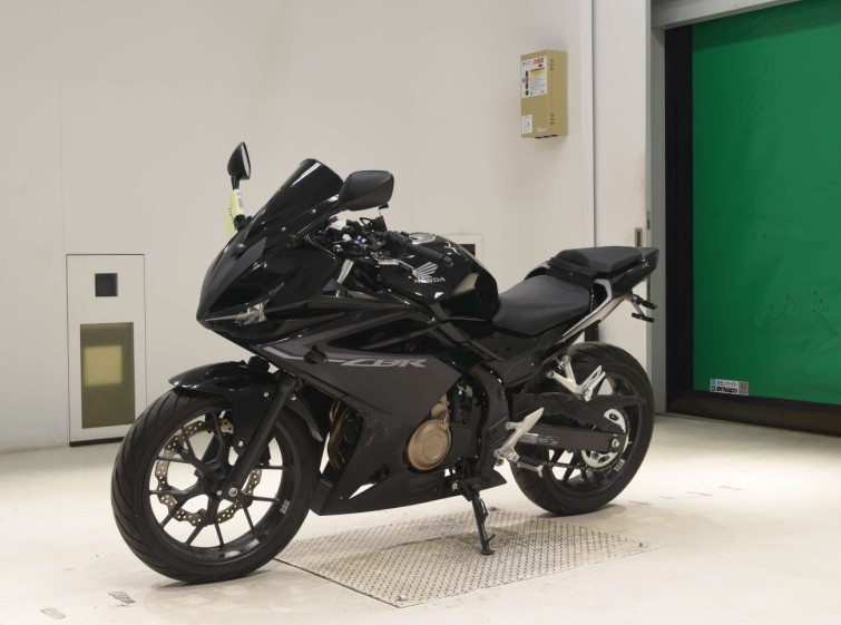 Мотоцикл Honda CBR400R