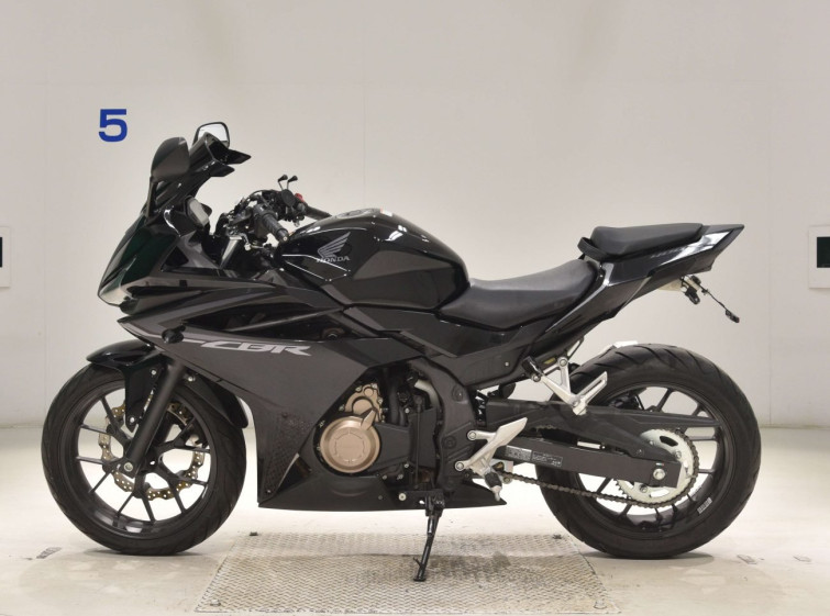 Мотоцикл Honda CBR400R