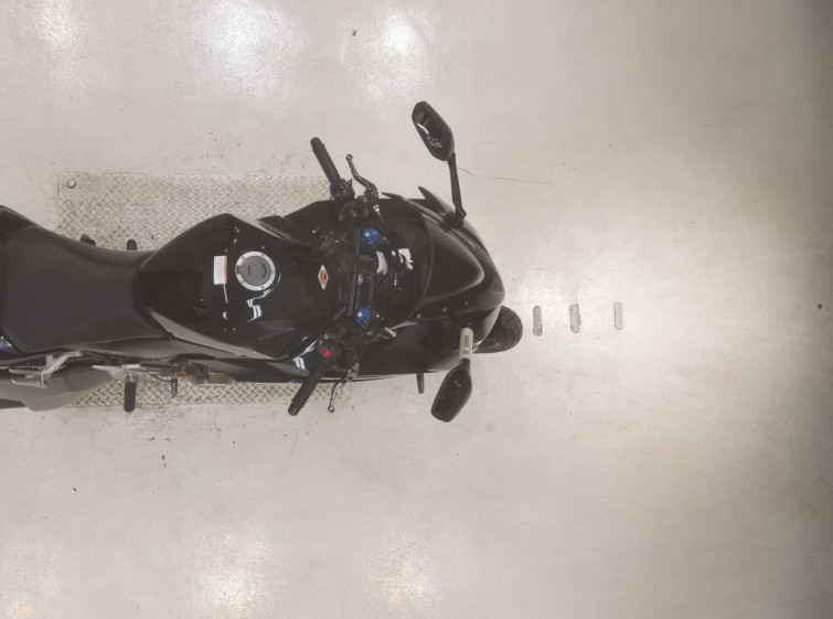 Мотоцикл Honda CBR400R