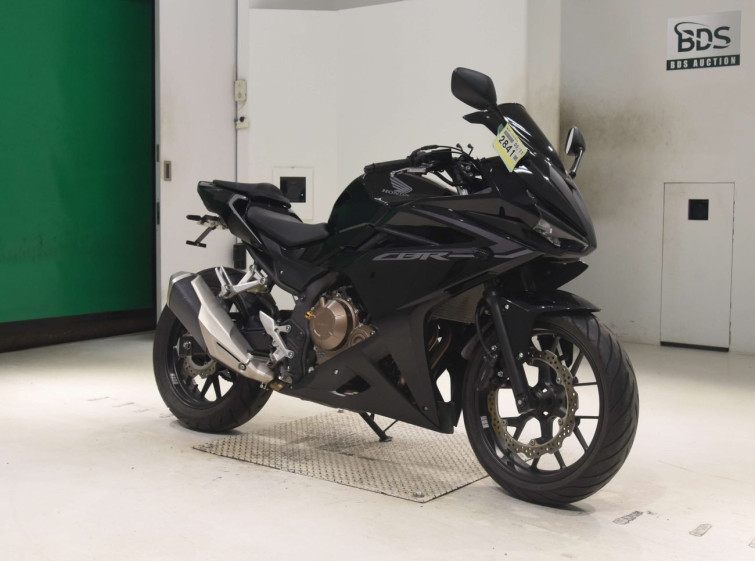 Мотоцикл Honda CBR400R