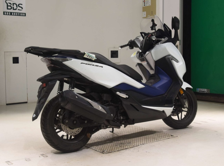 Мотоцикл Honda FORZA