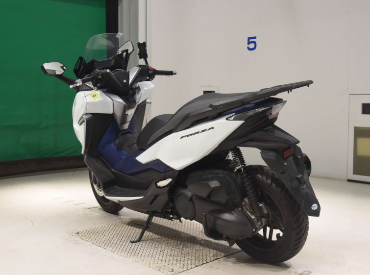 Мотоцикл Honda FORZA