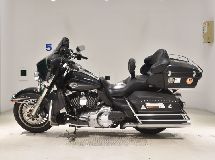 Мотоцикл HD ELECTRA GLIDE FLHTCU1580