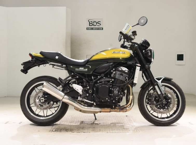 Мотоцикл Kawasaki Z900RS з пробігом 4984 km