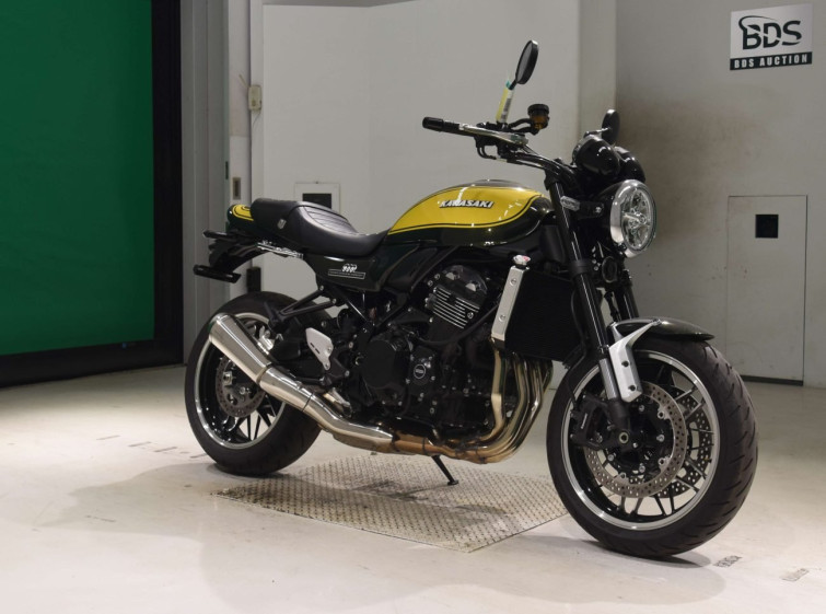 Мотоцикл Kawasaki Z900RS з пробігом 4984 km