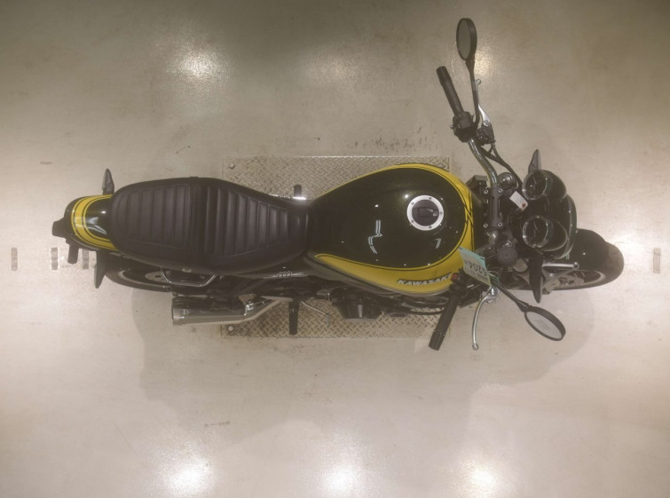 Мотоцикл Kawasaki Z900RS з пробігом 4984 km