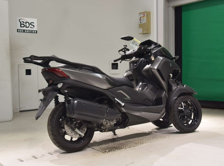 Мотоцикл Yamaha TRICITY300 с пробегом 4082 km
