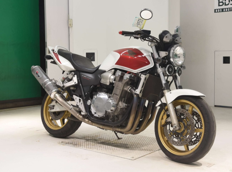 Мотоцикл Honda CB1300SF с пробегом 13317 km