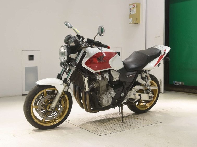 Мотоцикл Honda CB1300SF с пробегом 13317 km