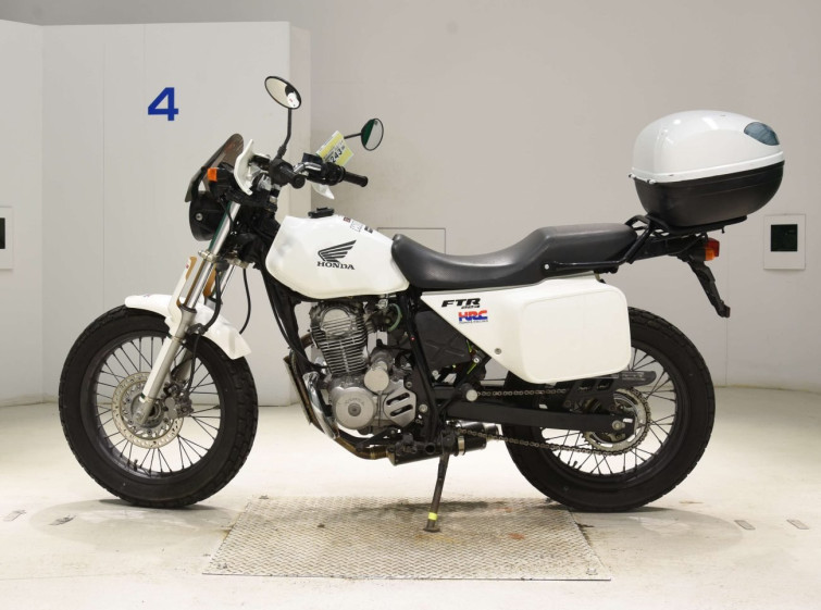 Мотоцикл Honda FTR223 с пробегом 16942 km