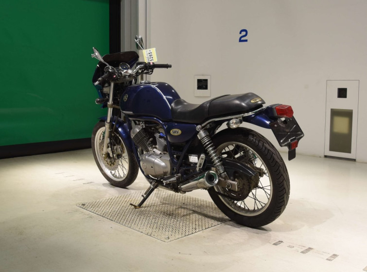 Мотоцикл Yamaha SRV250