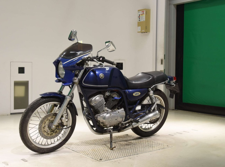Мотоцикл Yamaha SRV250